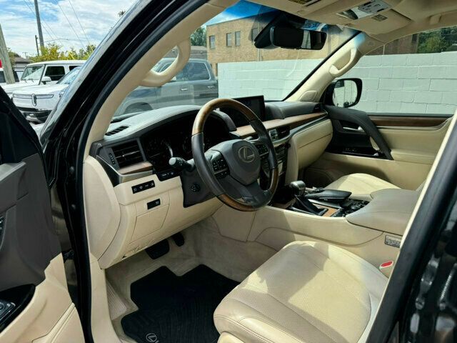 2017 Lexus LX LX-570/Heated&CooledSeats/MarkLevinsonPremiumAudio/NAV - 22584015 - 7