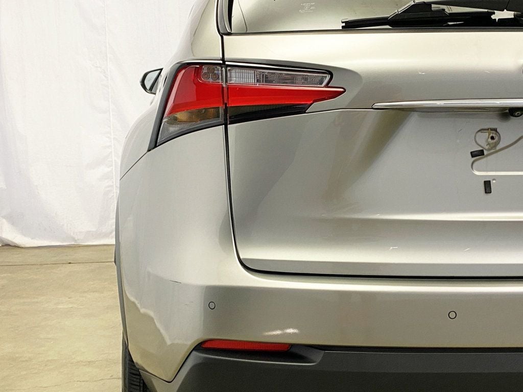 2017 Lexus NX 200t Luxury photo 5