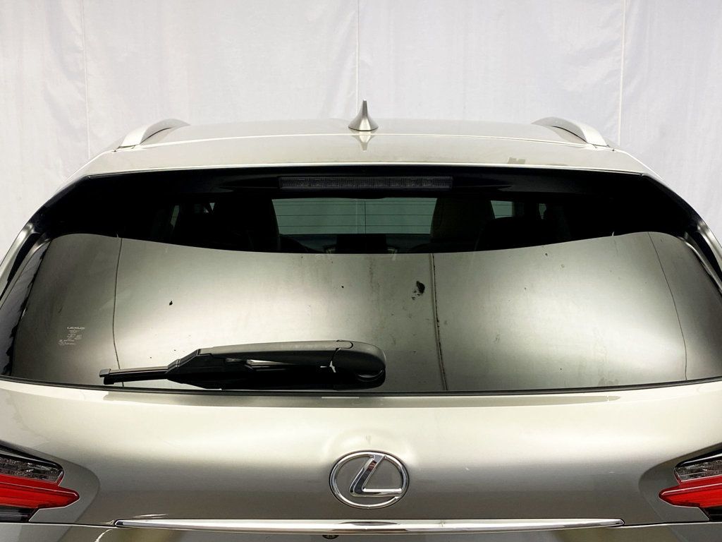 2017 Lexus NX 200t Luxury photo 6