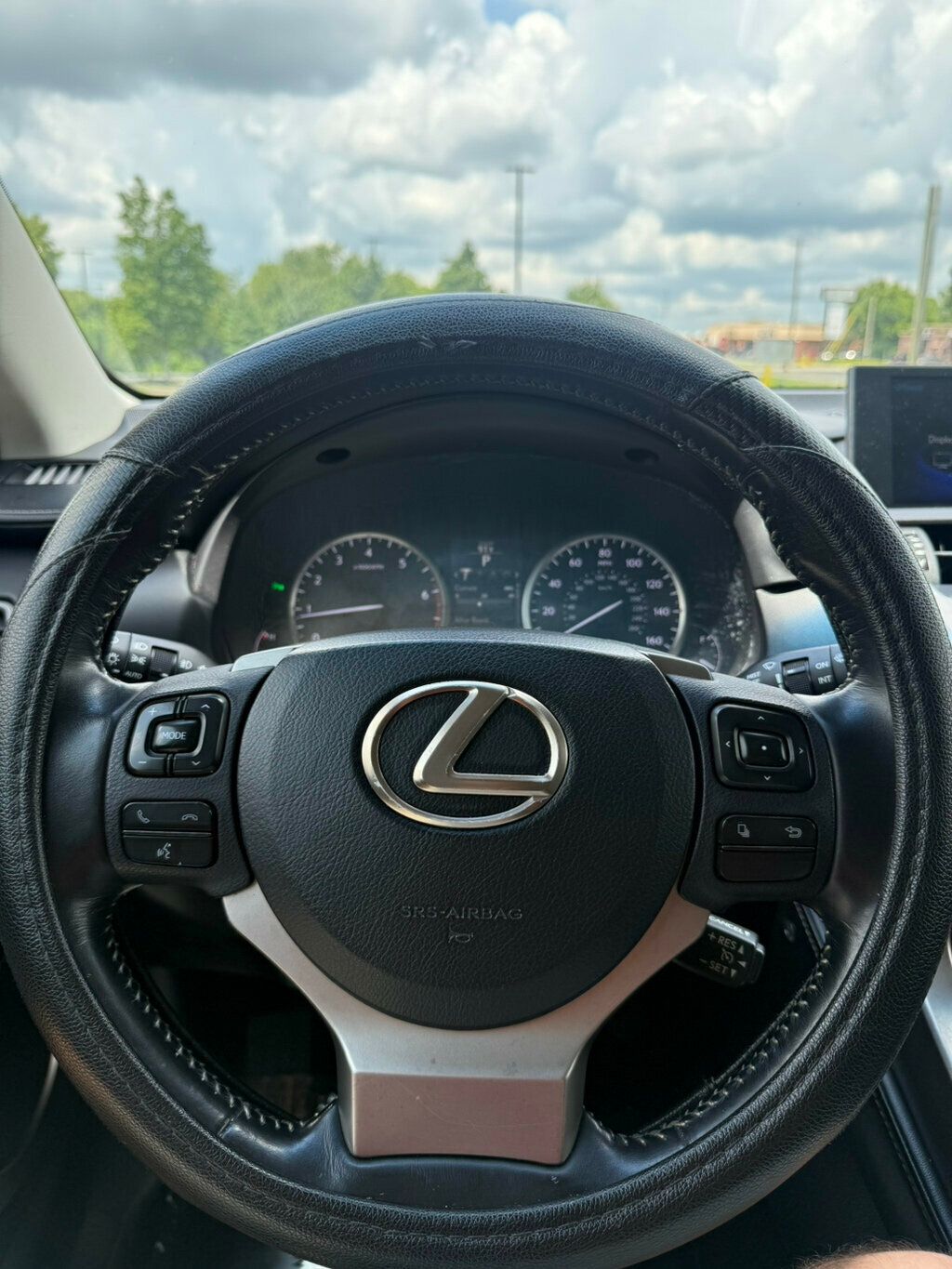 2017 Lexus NX 200t Luxury photo 18