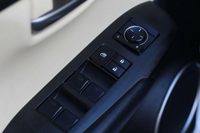 2017 Lexus NX NX TURBO W/ NAVIGATION, LEATHER, MOONROOF - 23071633 - 19
