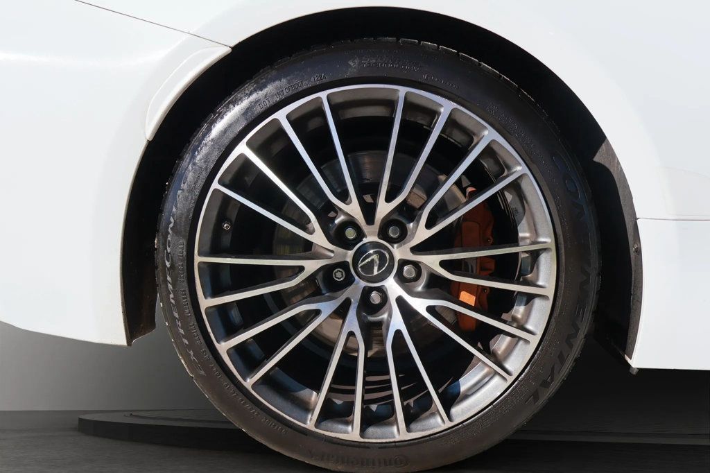 2017 Lexus RC F photo 15