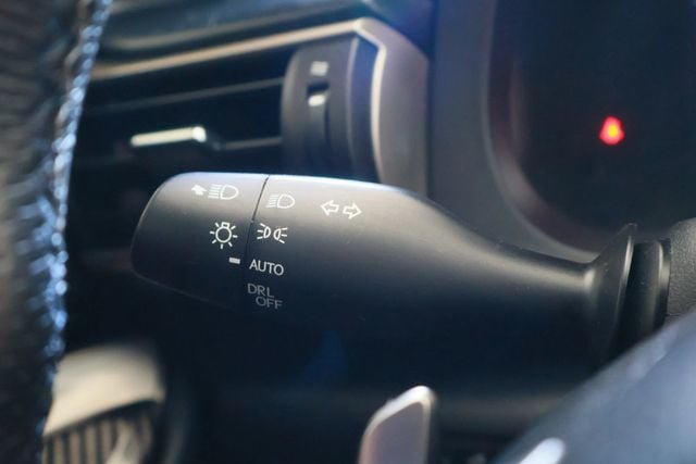 2017 Lexus RC F RC F, NAVIGATION, SUNROOF, SPOILER, MARK LEVINSON SOUND, LED LTS - 22902535 - 30