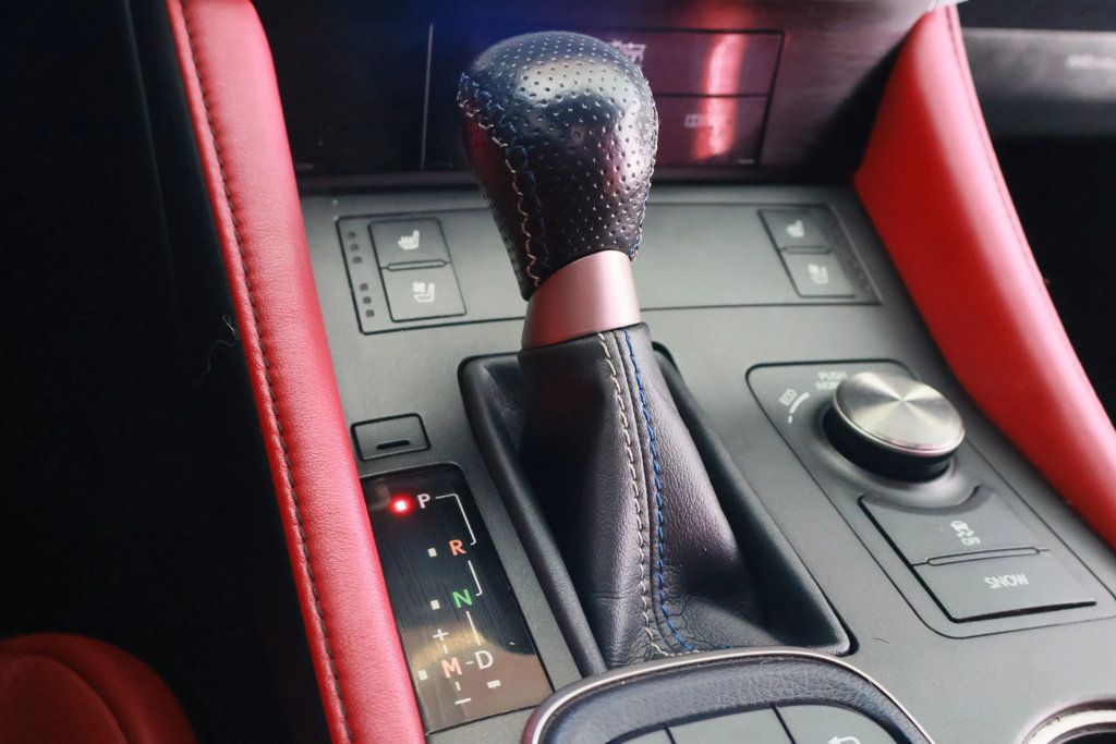 2017 Lexus RC F photo 47