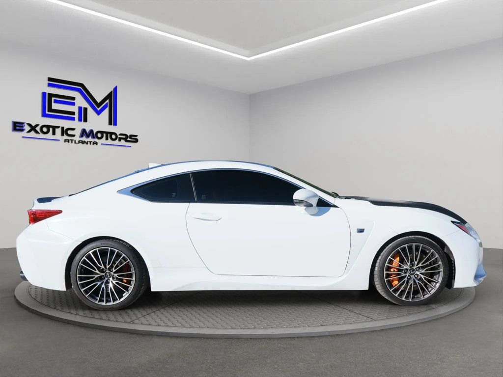 2017 Lexus RC F photo 6