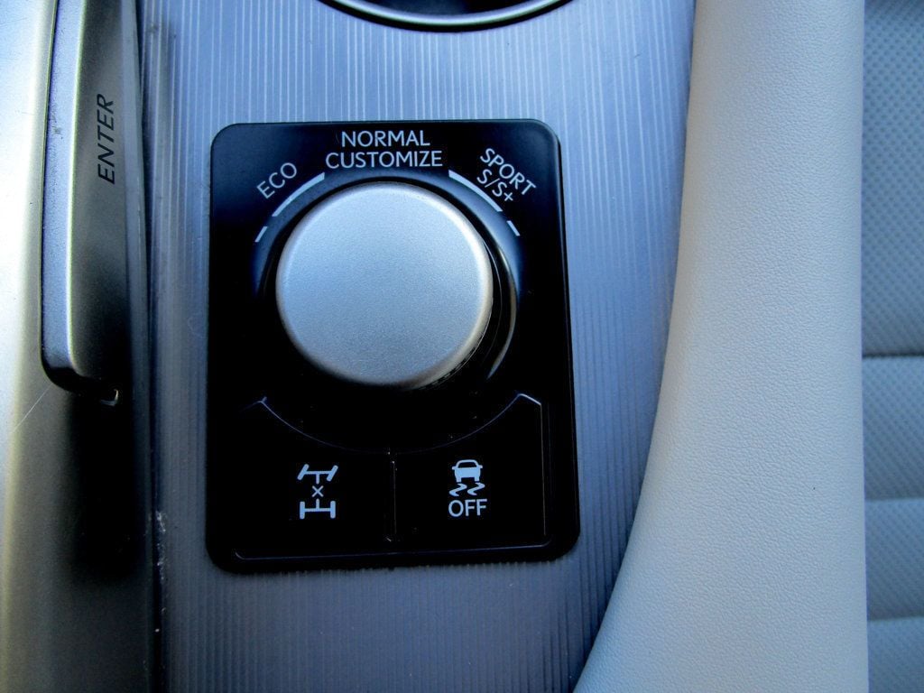 2017 Lexus RX F-Sport Package  - 22937608 - 29