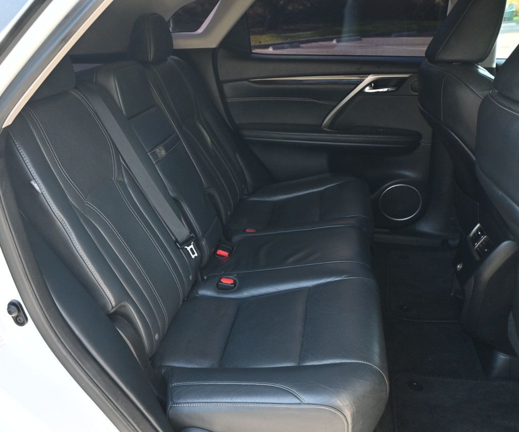 Lexus RX photo 15