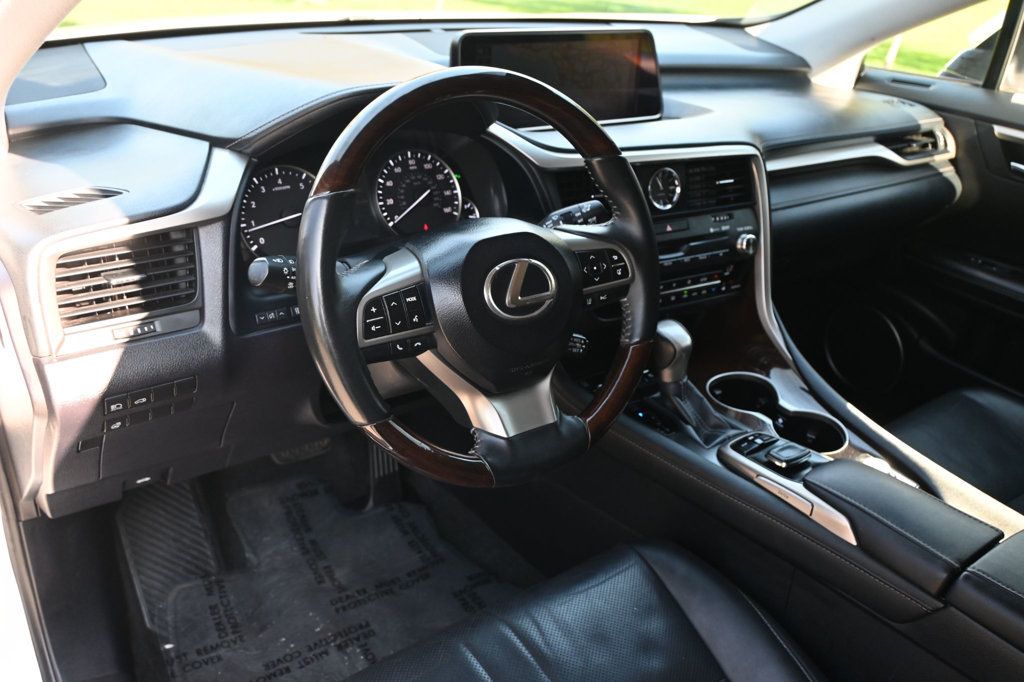 Lexus RX photo 7