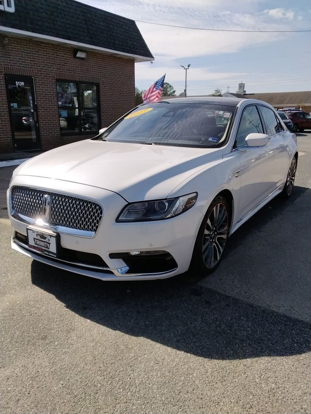 2017 Lincoln Continental Reserve AWD - 22986351 - 0
