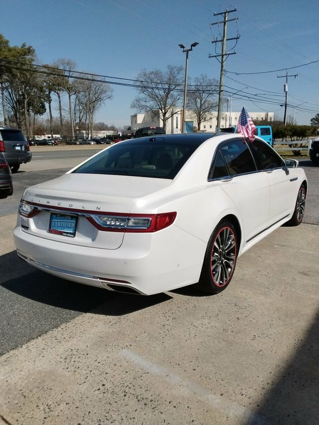 2017 Lincoln Continental Reserve AWD - 22986351 - 3