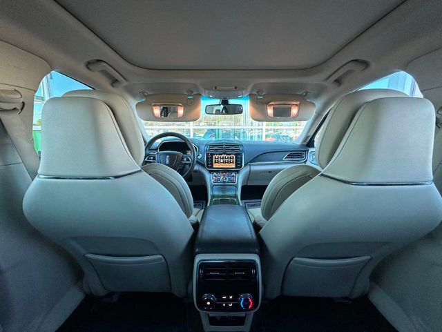 2017 Lincoln Continental Reserve AWD - 22947825 - 23