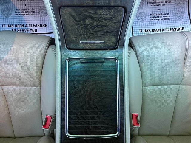 2017 Lincoln Continental Reserve AWD - 22947825 - 29