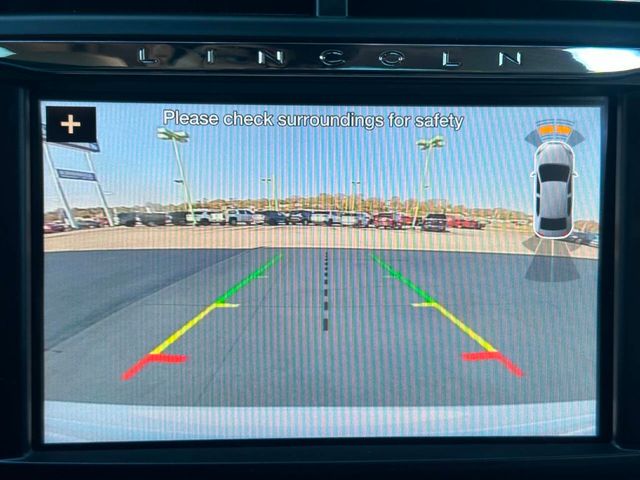 2017 Lincoln Continental Reserve AWD - 22947825 - 44