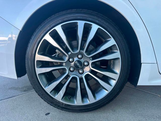 2017 Lincoln Continental Reserve AWD - 22947825 - 49