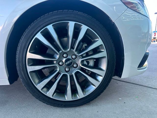 2017 Lincoln Continental Reserve AWD - 22947825 - 50