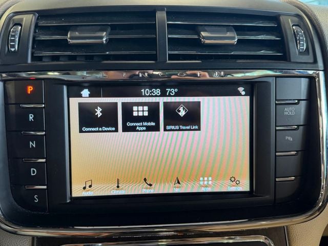 2017 Lincoln Continental Select FWD - 23039536 - 29