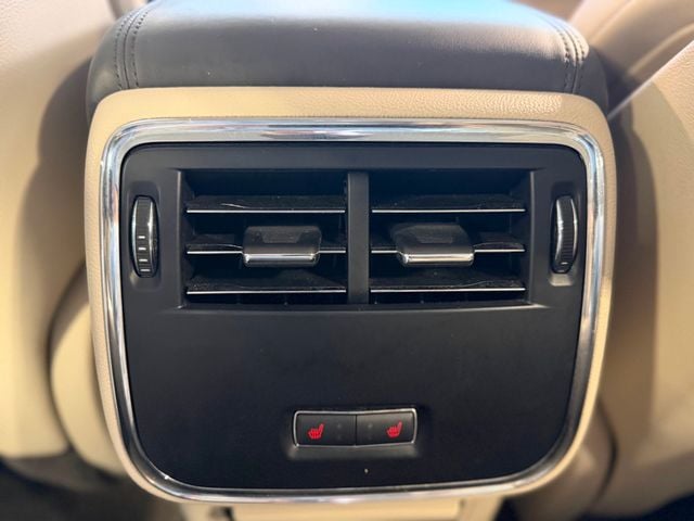 2017 Lincoln Continental Select FWD - 23039536 - 37