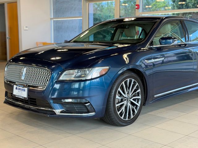 2017 Lincoln Continental Select FWD's photo