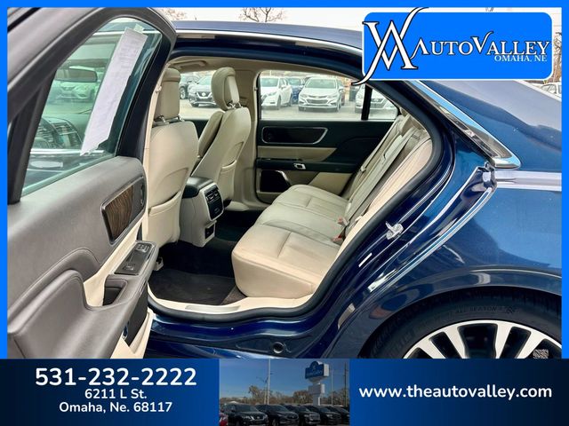 2017 Lincoln Continental Select Sedan 4D - 22939061 - 19