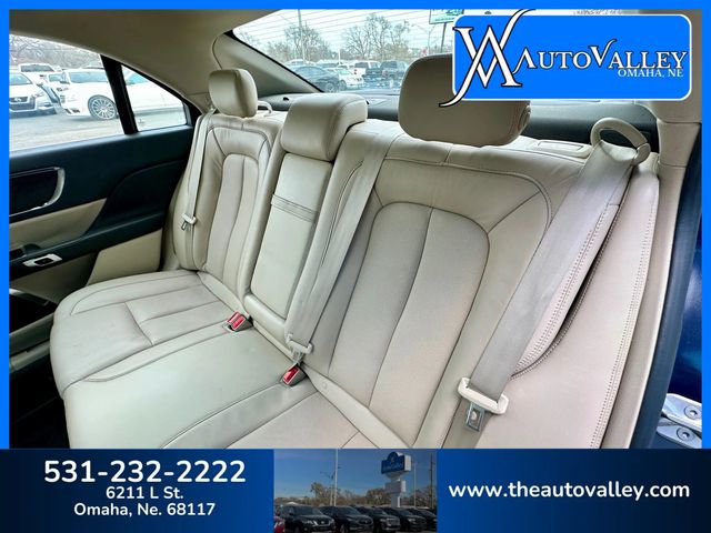 2017 Lincoln Continental Select Sedan 4D - 22939061 - 20