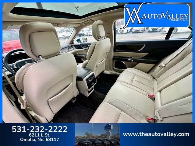 2017 Lincoln Continental Select Sedan 4D - 22939061 - 21