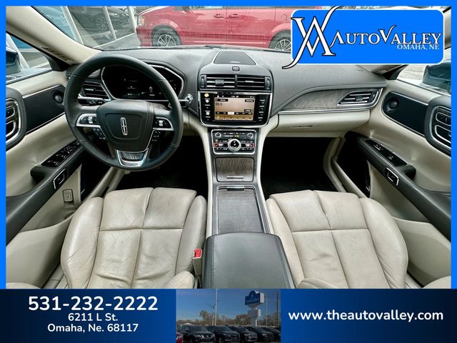 2017 Lincoln Continental Select Sedan 4D - 22939061 - 26