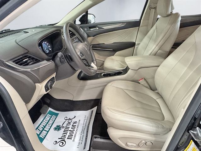 2017 Lincoln MKC Premiere AWD - 22954746 - 14