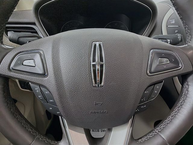 2017 Lincoln MKC Reserve AWD - 23001505 - 10