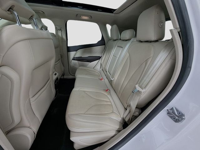 2017 Lincoln MKC Reserve AWD - 23001505 - 24