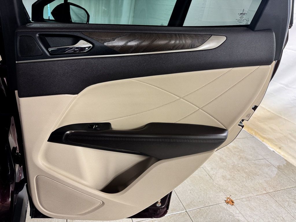 2017 Lincoln MKC Reserve AWD - 22994994 - 15