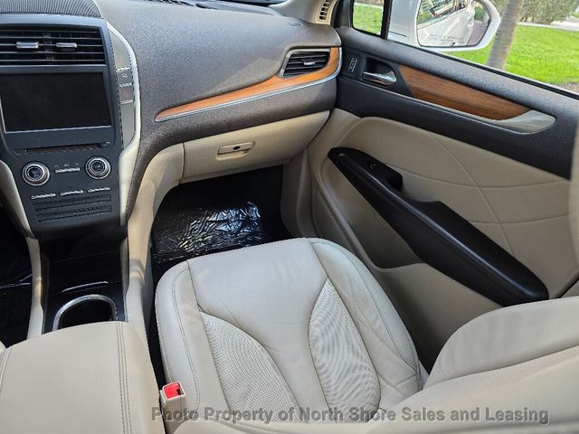 2017 Lincoln MKC Select AWD - 22938610 - 20