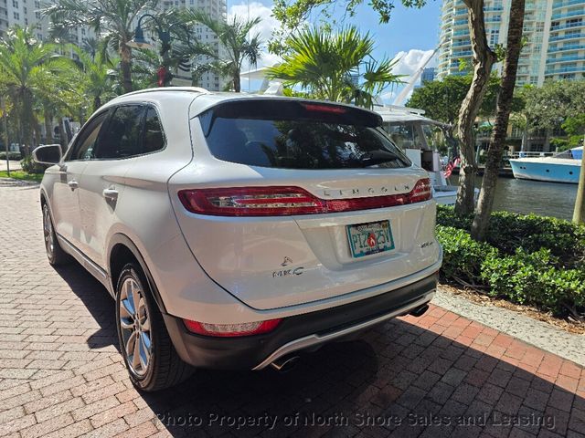 2017 Lincoln MKC Select AWD - 22938610 - 30