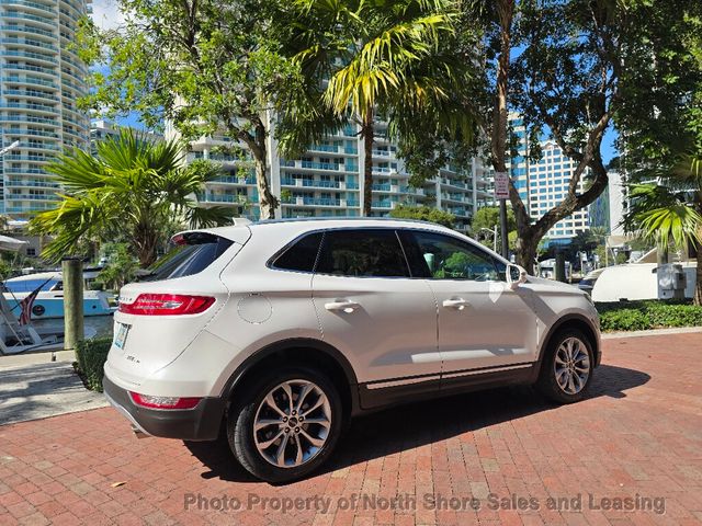 2017 Lincoln MKC Select AWD - 22938610 - 3