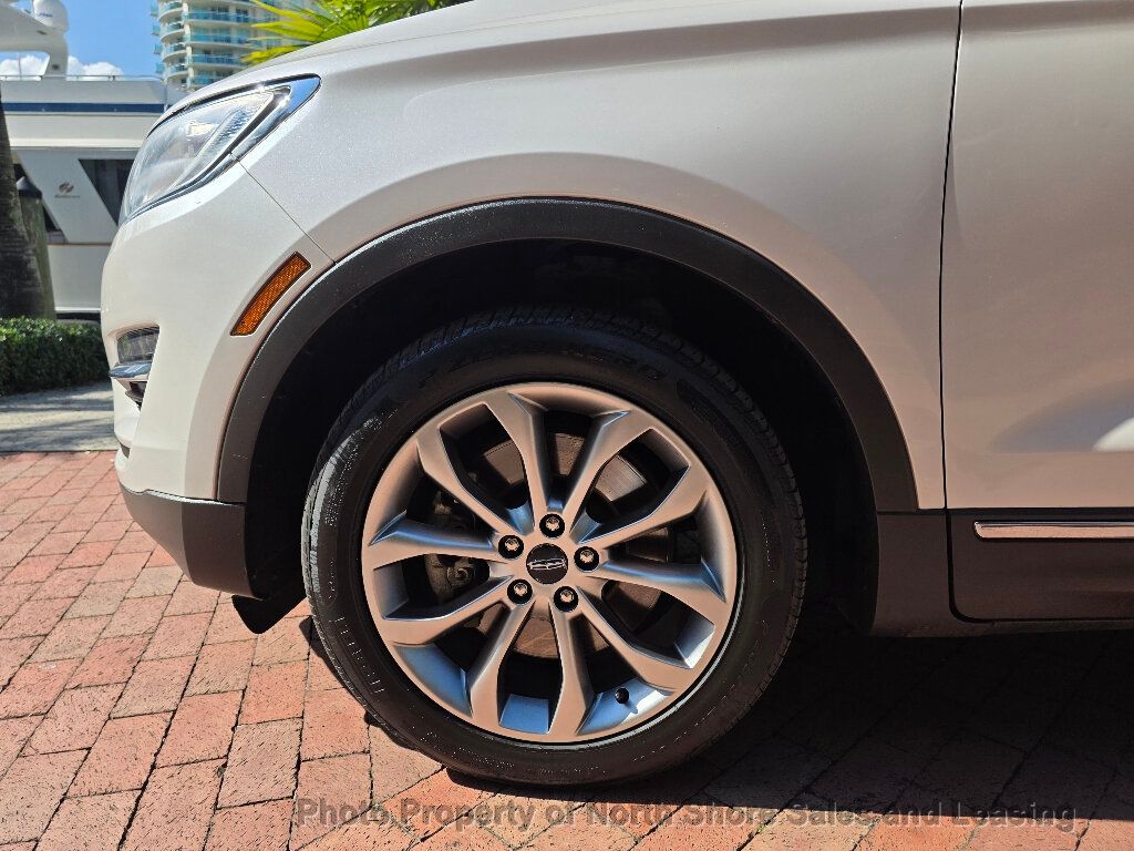 2017 Lincoln MKC Select AWD - 22938610 - 40