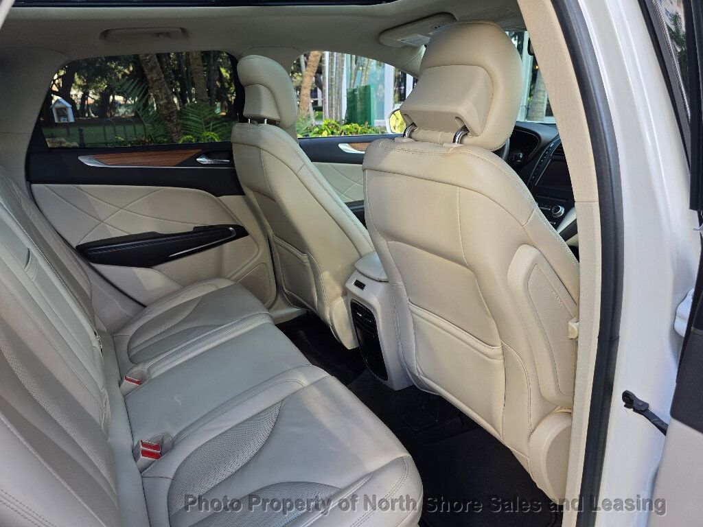 2017 Lincoln MKC Select AWD - 22938610 - 52