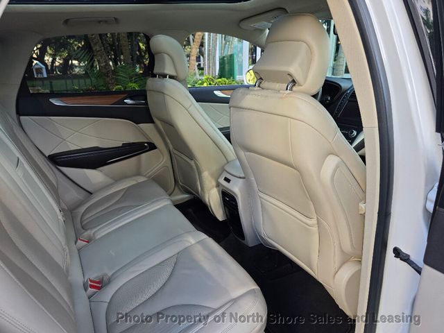 2017 Lincoln MKC Select AWD - 22938610 - 52