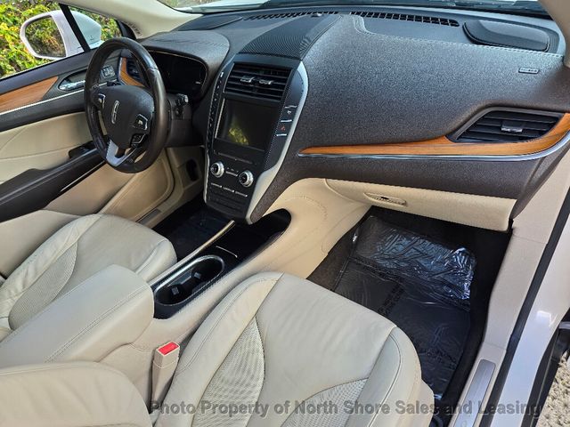 2017 Lincoln MKC Select AWD - 22938610 - 58