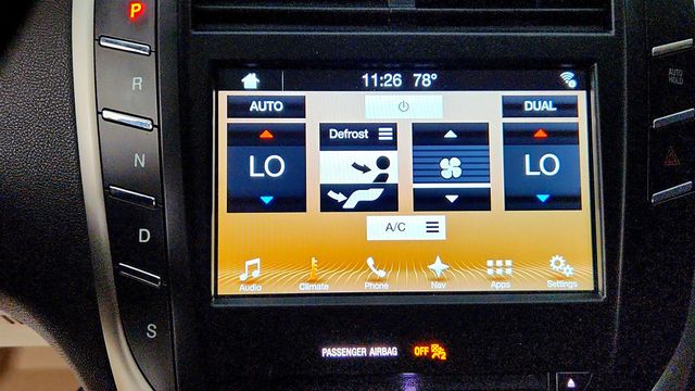 2017 Lincoln MKC Select AWD w/ Plus Package - 23076097 - 17