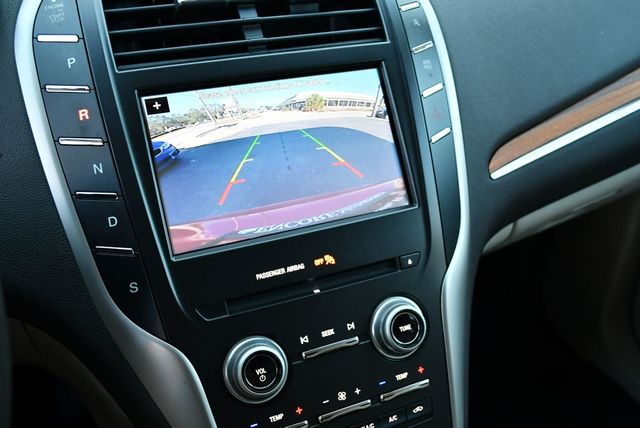 2017 Lincoln MKC Select FWD SUV W/Select Plus Package - 22978876 - 51