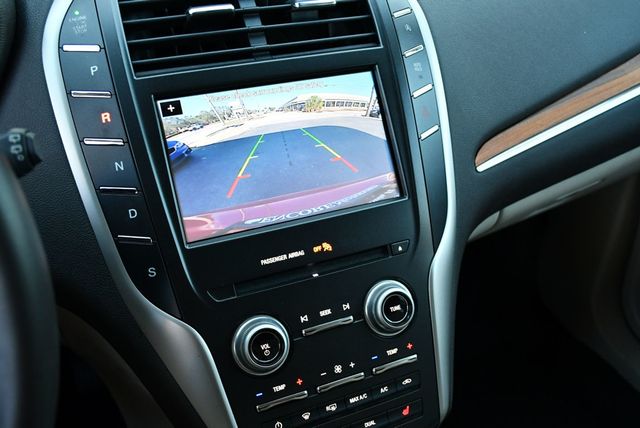 2017 Lincoln MKC Select FWD SUV W/Select Plus Package - 22978876 - 52