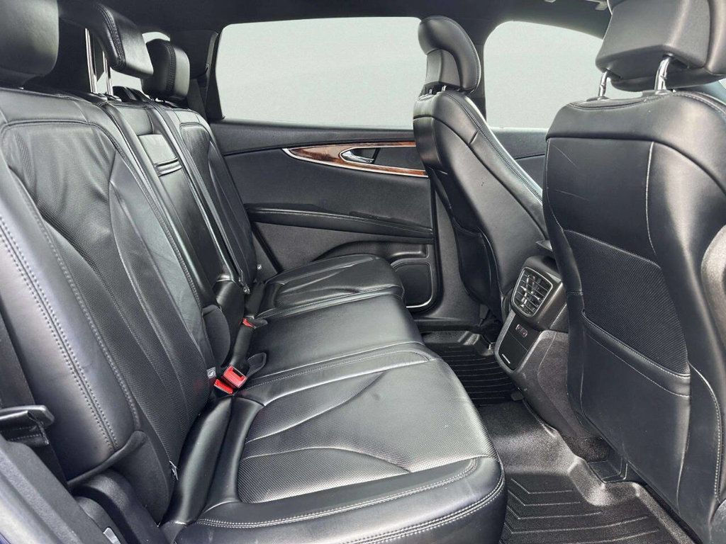 2017 Lincoln MKX Reserve AWD - 23023828 - 15