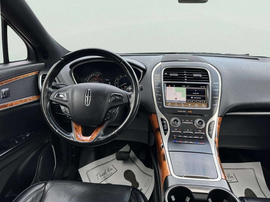 2017 Lincoln MKX Reserve AWD - 23023828 - 18