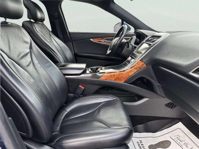 2017 Lincoln MKX Reserve AWD - 23023828 - 22