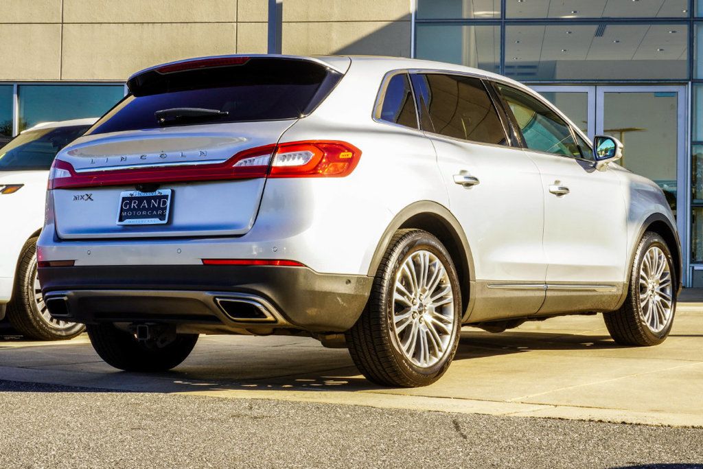 Lincoln MKX photo 13