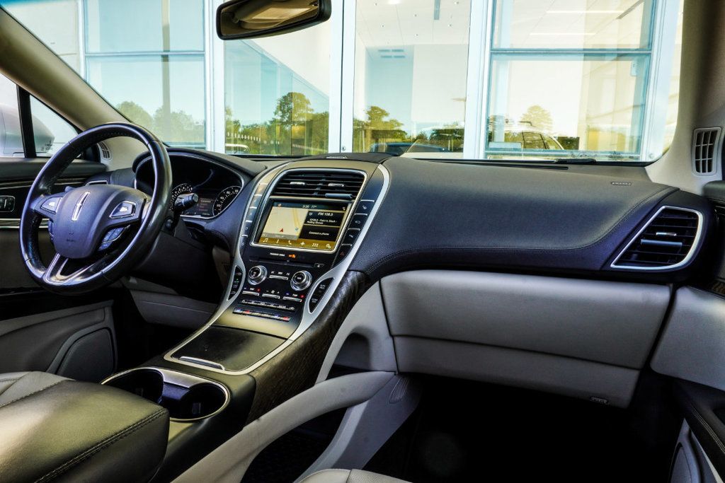 Lincoln MKX photo 20