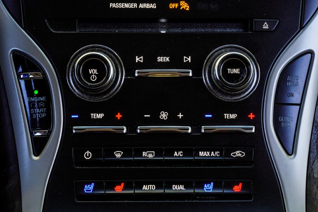 Lincoln MKX photo 23