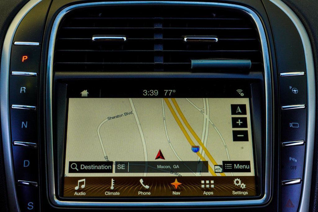 Lincoln MKX photo 25