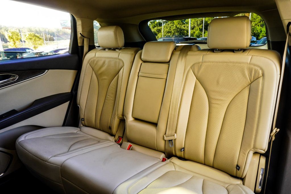 Lincoln MKX photo 38