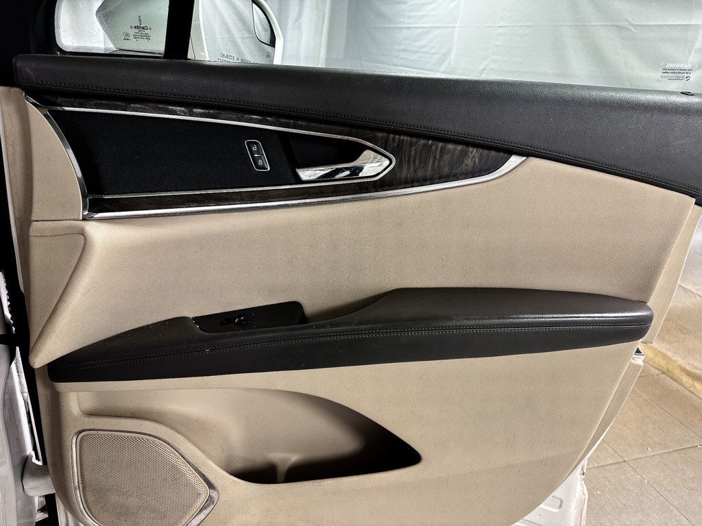 2017 Lincoln MKX SELECT - 22910859 - 16