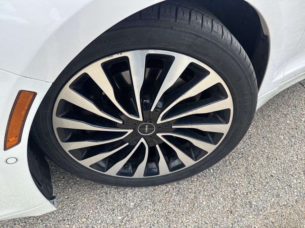 2017 Lincoln MKZ Black Label AWD - 23031565 - 1